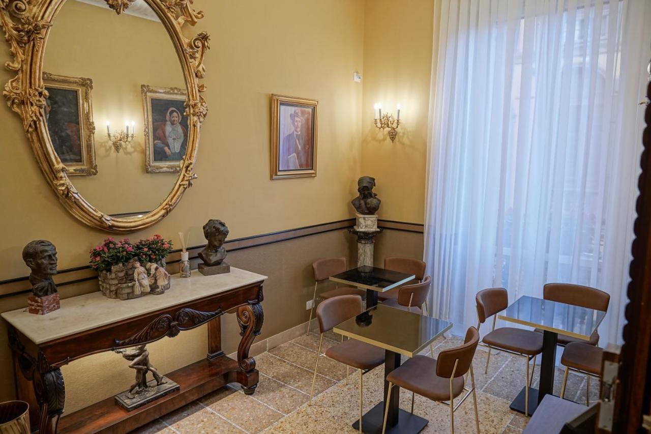 Dimora Donna Elena Bed & Breakfast Napoli Dış mekan fotoğraf