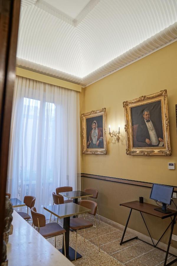 Dimora Donna Elena Bed & Breakfast Napoli Dış mekan fotoğraf