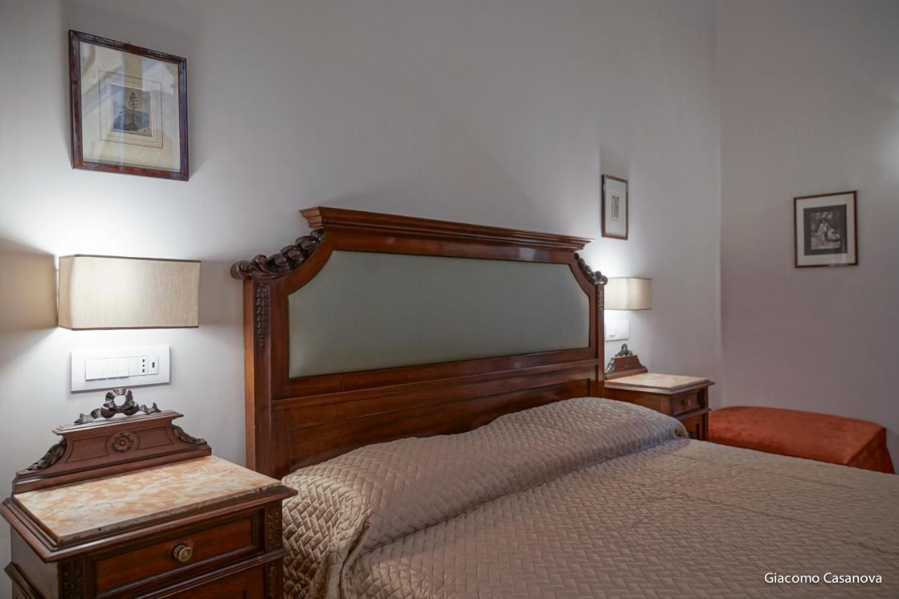 Dimora Donna Elena Bed & Breakfast Napoli Dış mekan fotoğraf