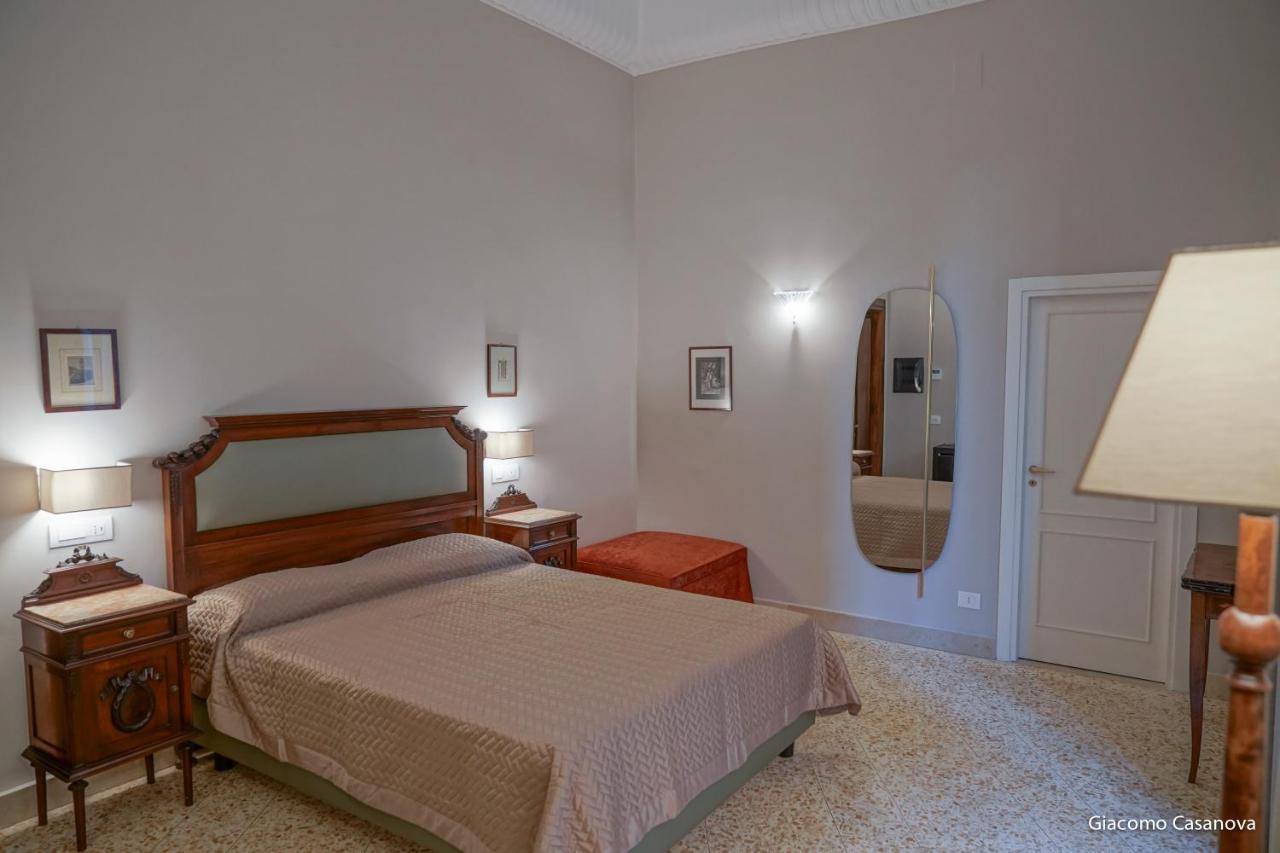 Dimora Donna Elena Bed & Breakfast Napoli Dış mekan fotoğraf